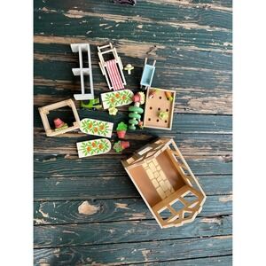 Wooden Dollhouse Garden Accessory Set in Green, Pink and White